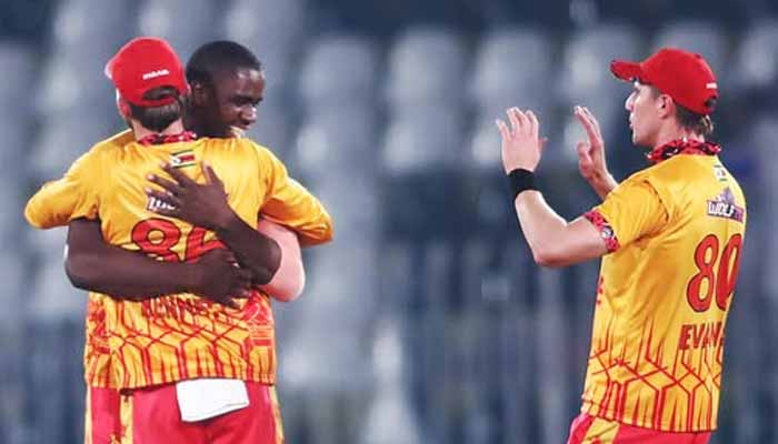 1381709_4157491_cricket-2_updates